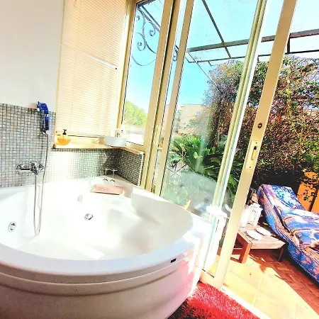 Le Terrazze Di Trastevere - Con Vasca Idromassaggio Apartment *