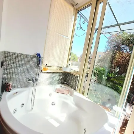 Apartment Le Terrazze Di Trastevere - Con Vasca Idromassaggio Rome